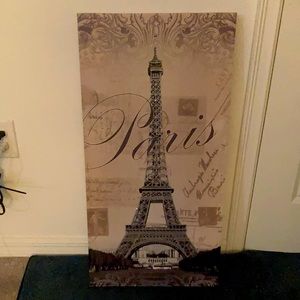 I’m selling a Paris canvas for any type of Paris room or anything like that